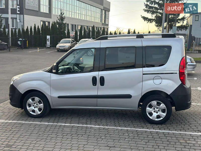 Мінівен Opel Combo 2013 в Тернополі