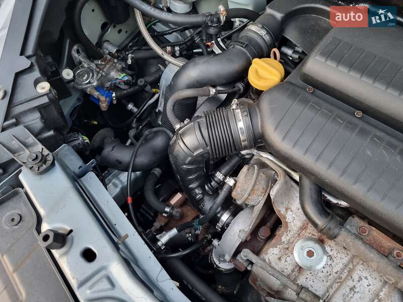 Минивэн Opel Combo 2012 в Ровно