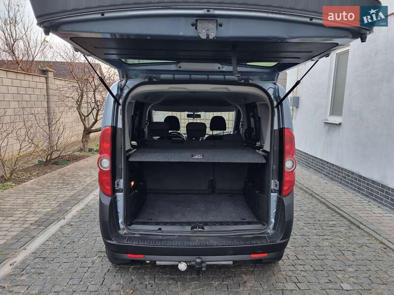 Минивэн Opel Combo 2012 в Ровно