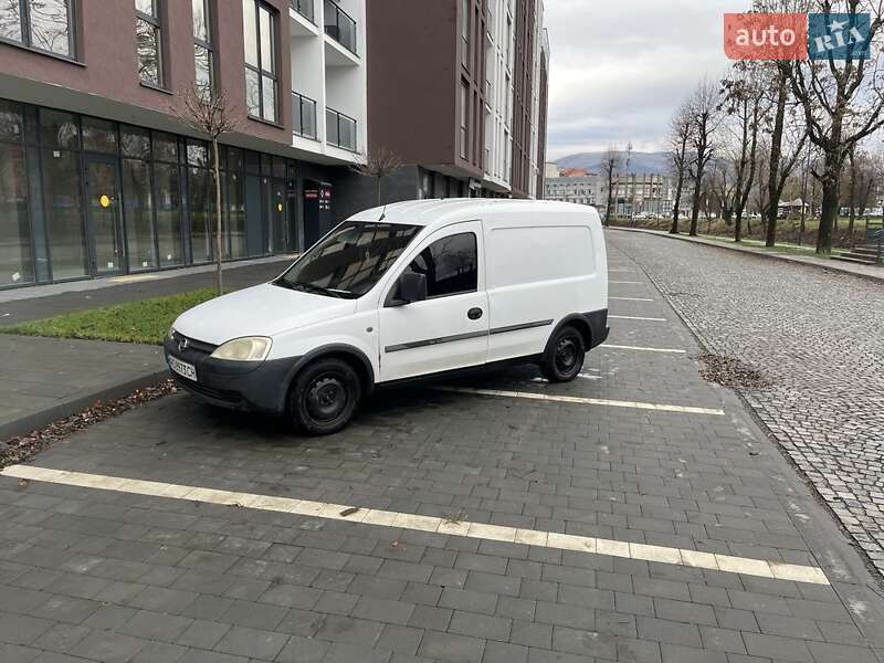 Грузовой фургон Opel Combo 2003 в Сваляве фото 10 Грузовой фургон Opel Combo 2003 в Сваляве