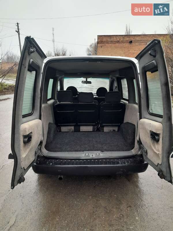 Минивэн Opel Combo 2005 в Казатине