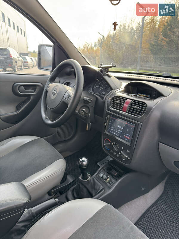 Минивэн Opel Combo 2005 в Киеве