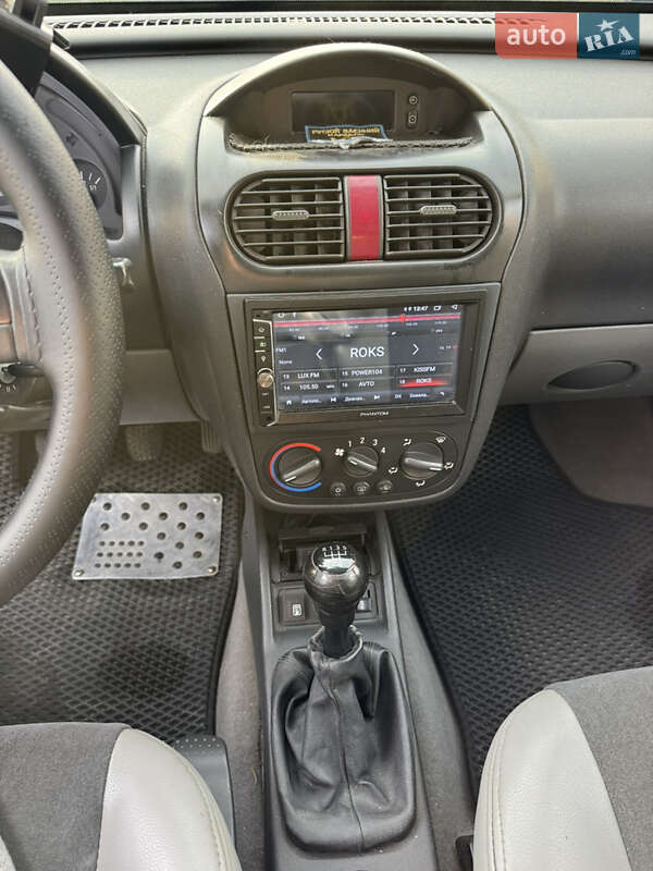 Минивэн Opel Combo 2005 в Киеве