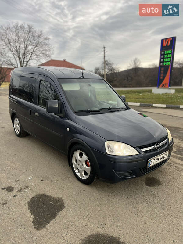 Мінівен Opel Combo 2010 в Коломиї фото 17 Мінівен Opel Combo 2010 в Коломиї