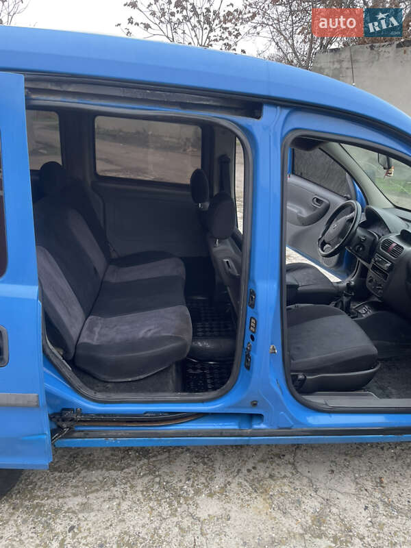 Мінівен Opel Combo 2003 в Одесі