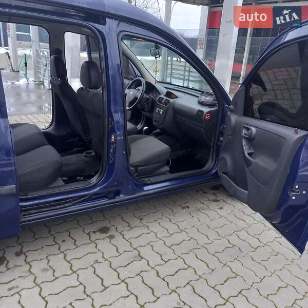 Минивэн Opel Combo 2008 в Стрые