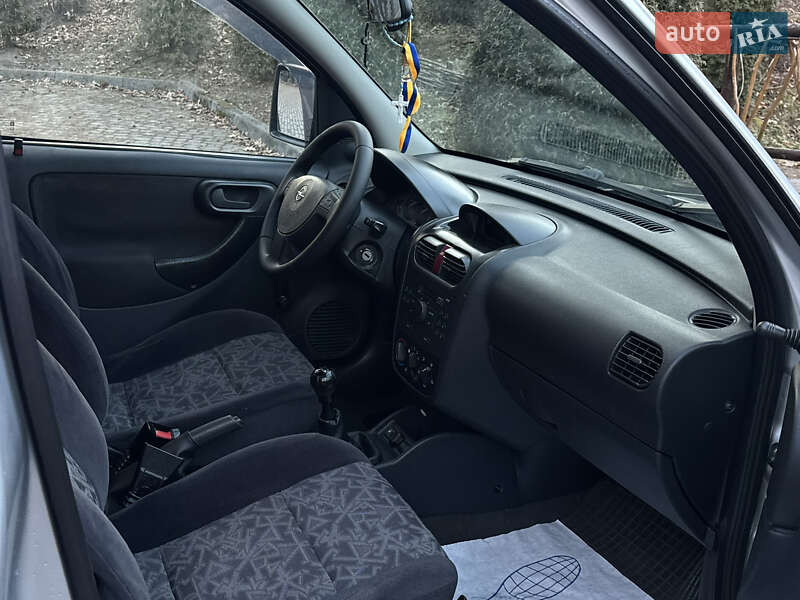 Мінівен Opel Combo 2006 в Дрогобичі фото 30 Мінівен Opel Combo 2006 в Дрогобичі