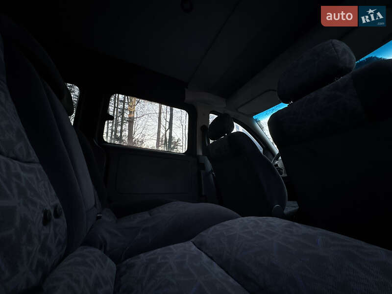 Мінівен Opel Combo 2006 в Дрогобичі фото 41 Мінівен Opel Combo 2006 в Дрогобичі