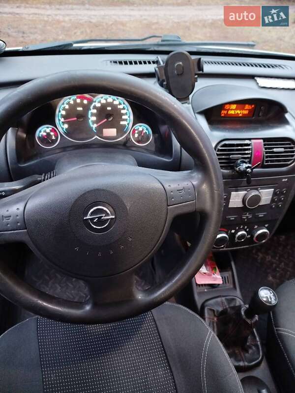 Мінівен Opel Combo 2006 в Сарнах
