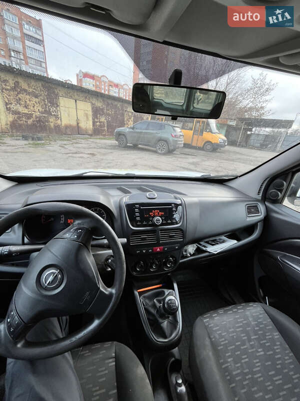 Грузовой фургон Opel Combo 2016 в Полтаве фото 5 Грузовой фургон Opel Combo 2016 в Полтаве