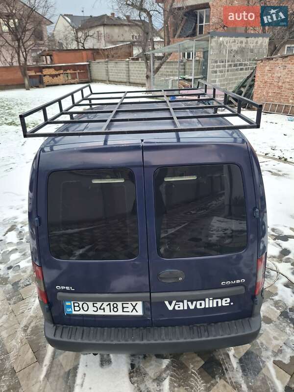 Вантажівка Opel Combo 2003 в Івано-Франківську