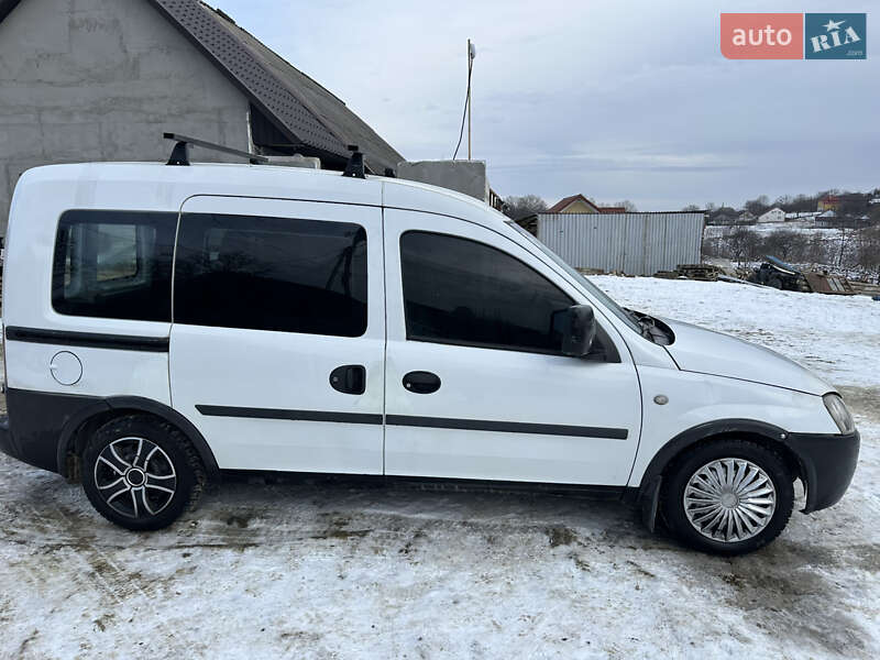 Opel Combo 2005