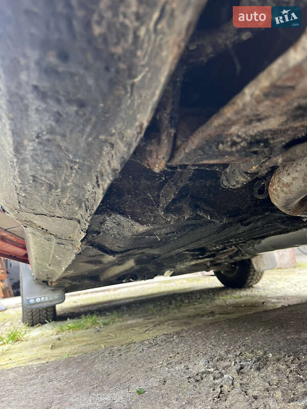 Грузовой фургон Opel Combo 1995 в Львове