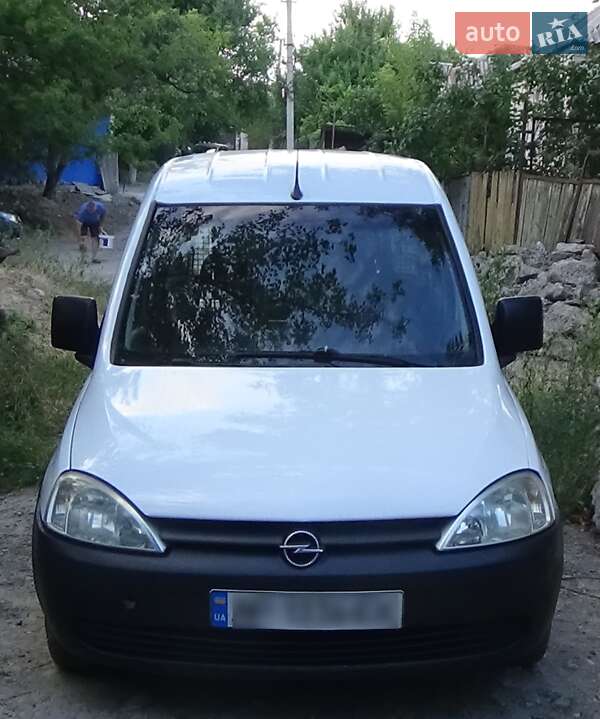 2007 Opel Combo, VIN W0L0XCF2574428960:plate — фото 1 (autoria)
