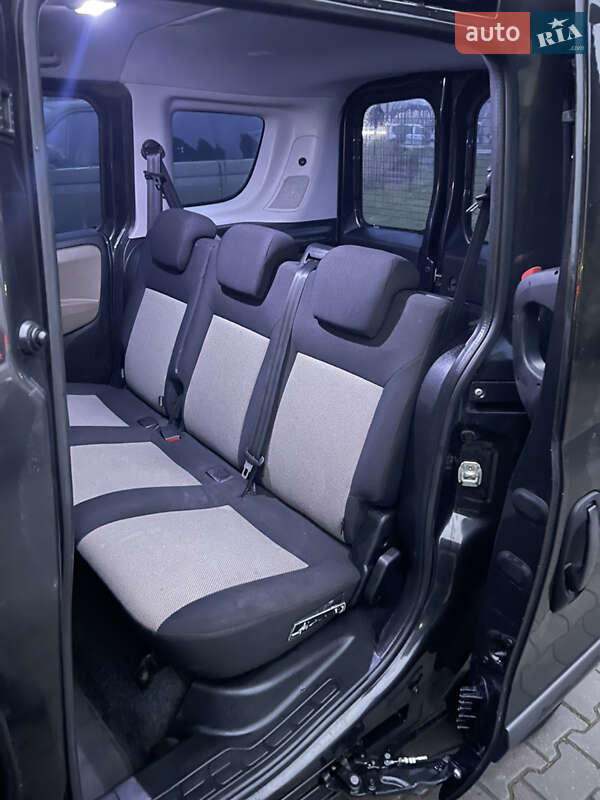 Минивэн Opel Combo 2012 в Хмельницком