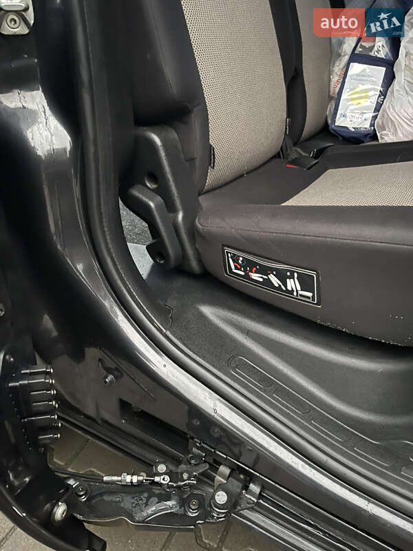 Минивэн Opel Combo 2012 в Хмельницком