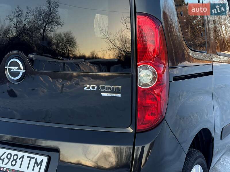 Мінівен Opel Combo 2012 в Трускавці