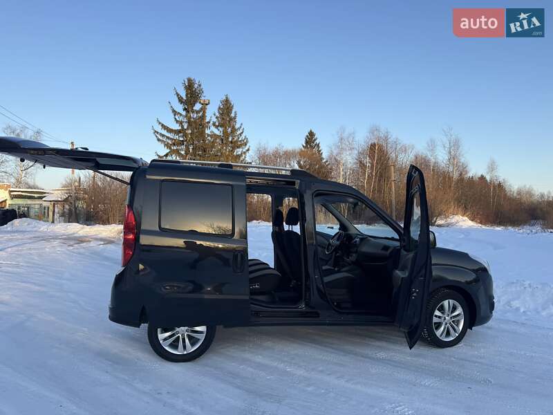 Мінівен Opel Combo 2012 в Трускавці