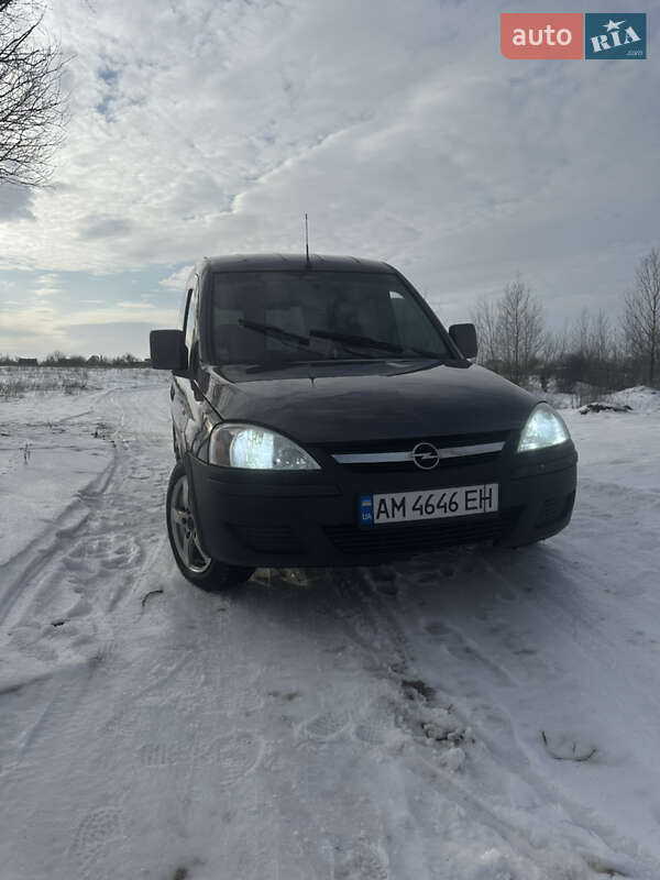 2005 Opel Combo, VIN W0L0XCF0653050981:plate — фото 1 (autoria)