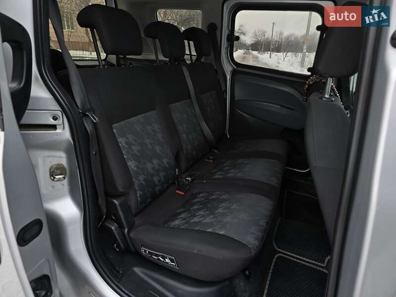 Минивэн Opel Combo 2012 в Калуше