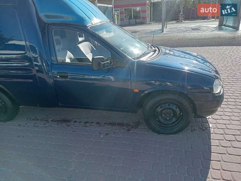 Грузовой фургон Opel Combo 1998 в Ровно