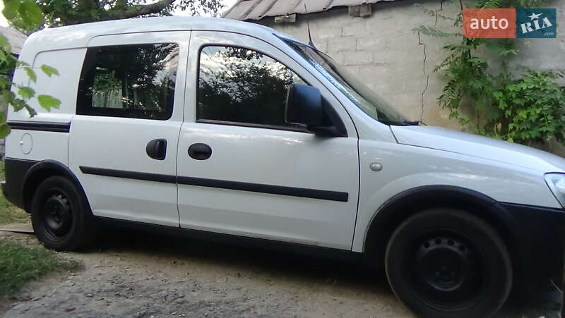 Грузовой фургон Opel Combo 2007 в Запорожье фото 4 Грузовой фургон Opel Combo 2007 в Запорожье