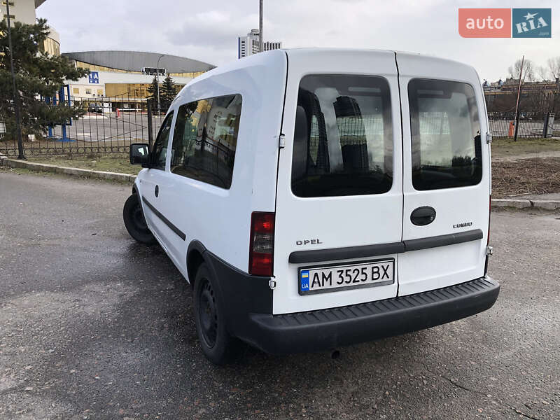 Минивэн Opel Combo 2008 в Киеве фото 6 Минивэн Opel Combo 2008 в Киеве