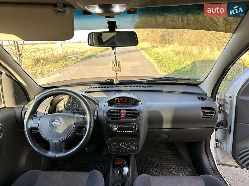Минивэн Opel Combo 2006 в Киеве