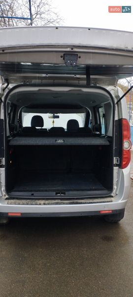 Мінівен Opel Combo 2012 в Коломиї