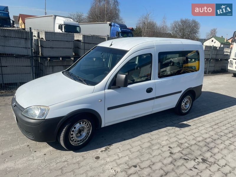 Мінівен Opel Combo 2008 в Львові