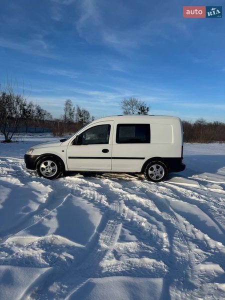 Мінівен Opel Combo 2003 в Кам'янці-Бузькій