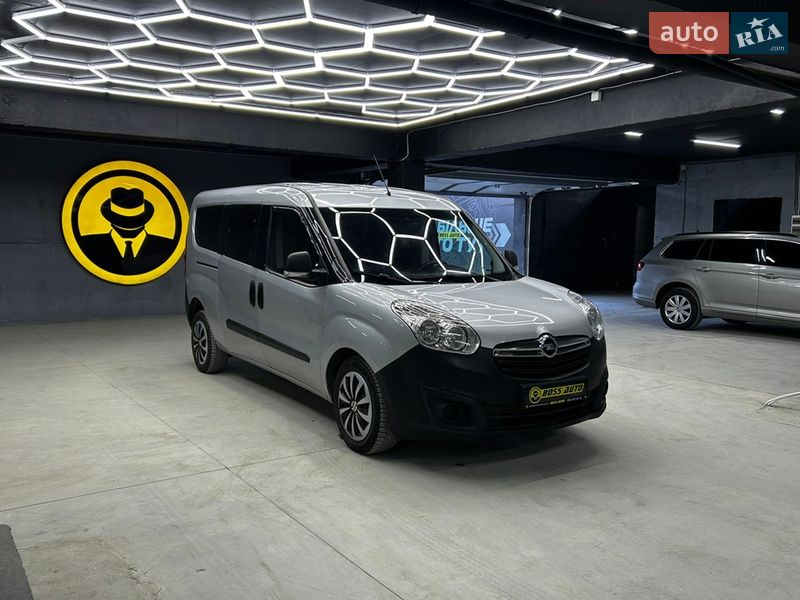 Мінівен Opel Combo 2014 в Чернівцях
