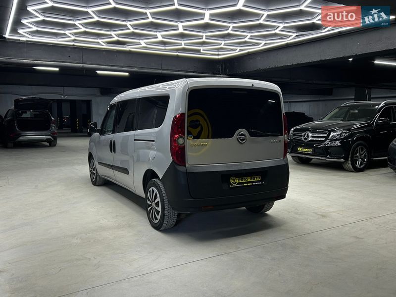 Мінівен Opel Combo 2014 в Чернівцях