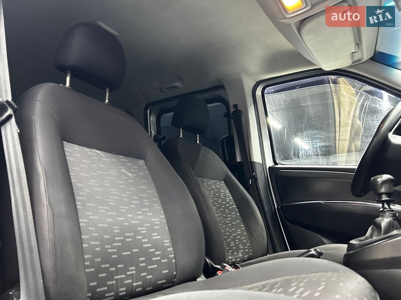 Мінівен Opel Combo 2014 в Чернівцях