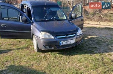 Минивэн Opel Combo 2005 в Ивано-Франковске