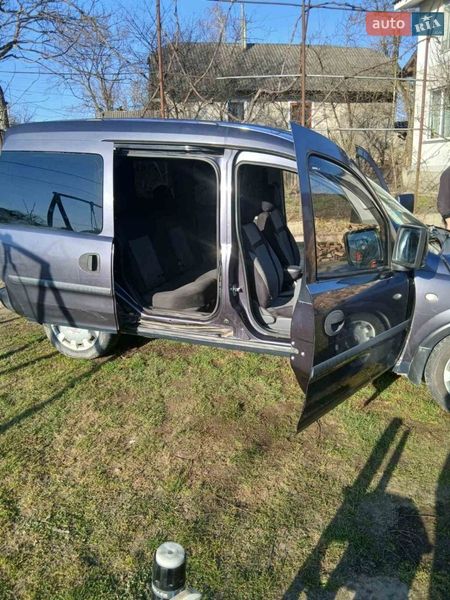 Минивэн Opel Combo 2005 в Ивано-Франковске