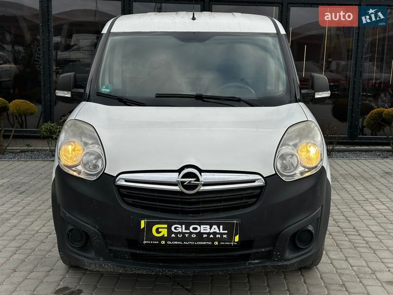 Грузовой фургон Opel Combo 2015 в Львове