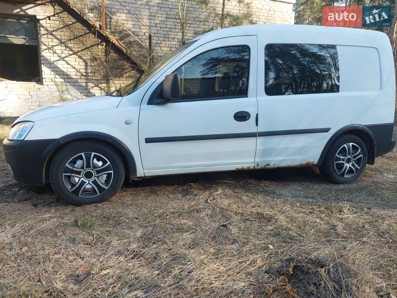 Мінівен Opel Combo 2006 в Валках