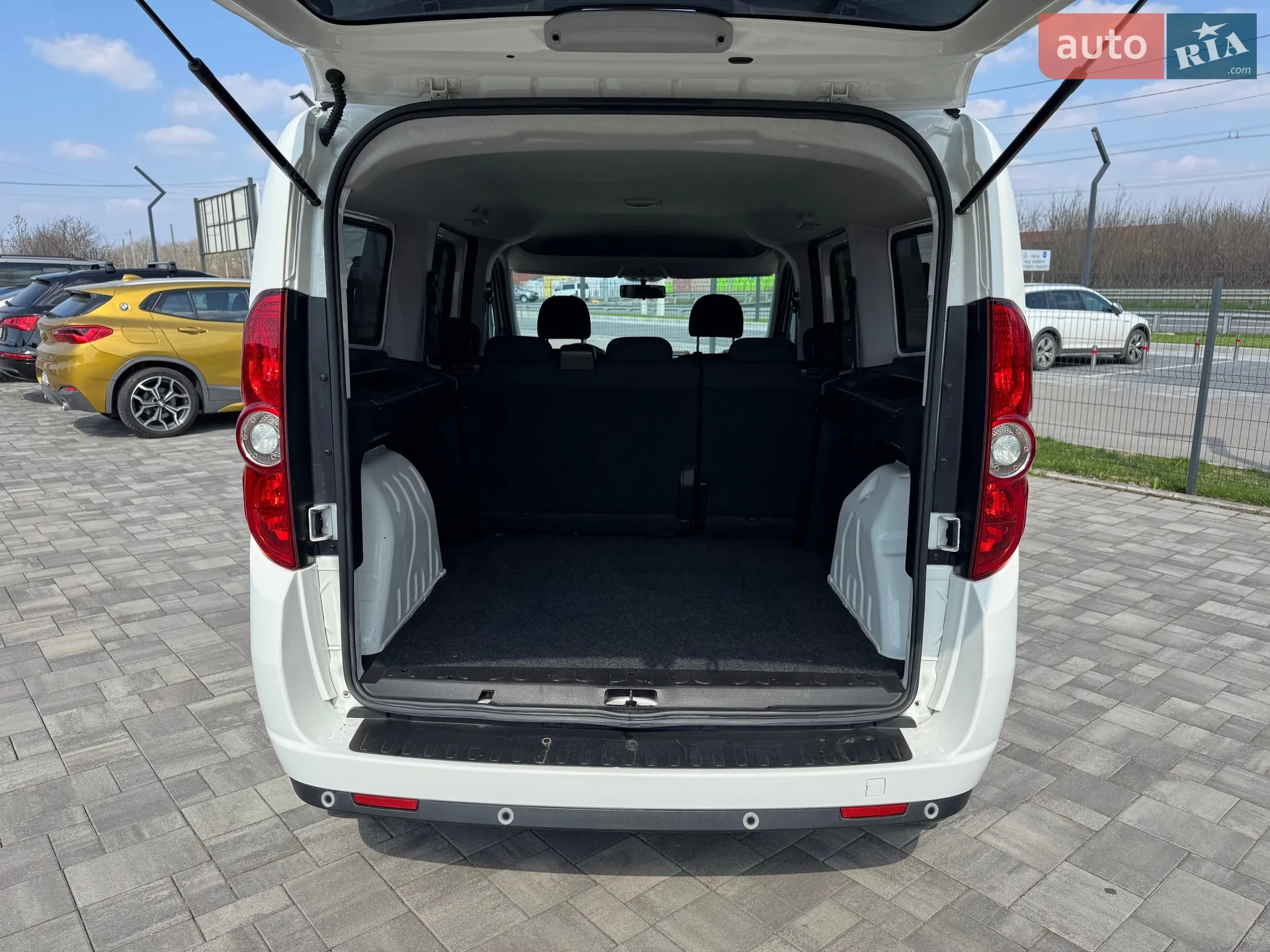 2018 Opel Combo - мініатюра 24