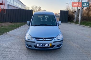 Мінівен Opel Combo 2005 в Бучачі