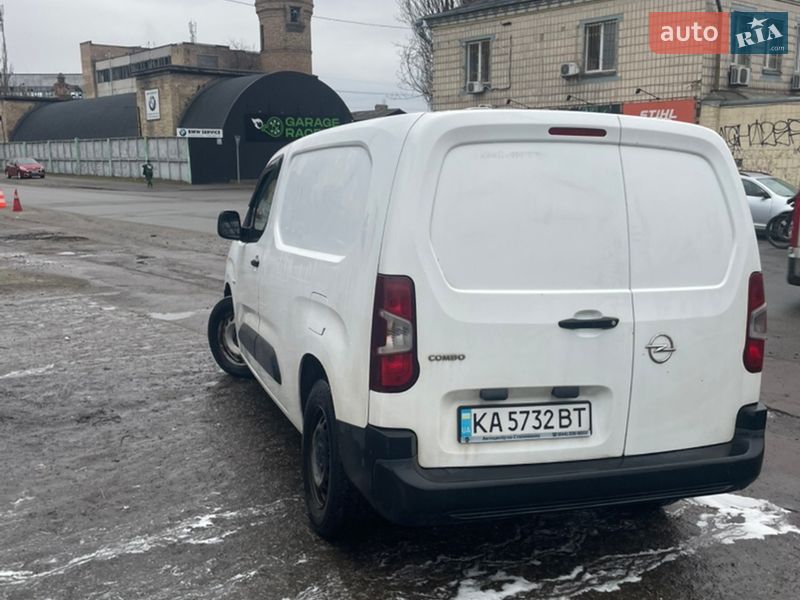 Вантажний фургон Opel Combo 2018 в Києві