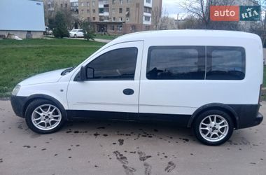 Минивэн Opel Combo 2002 в Калуше