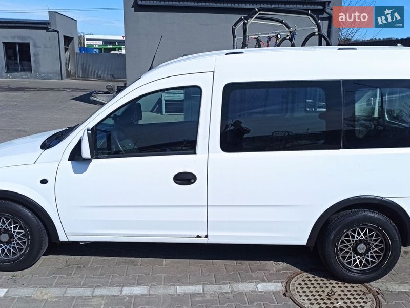 Минивэн Opel Combo 2007 в Киеве