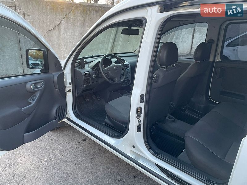 Минивэн Opel Combo 2008 в Виннице