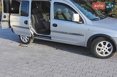 Минивэн Opel Combo 2002 в Новояворовске фото 7 Минивэн Opel Combo 2002 в Новояворовске
