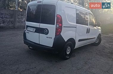 Вантажопасажирський фургон Opel Combo 2012 в Черкасах