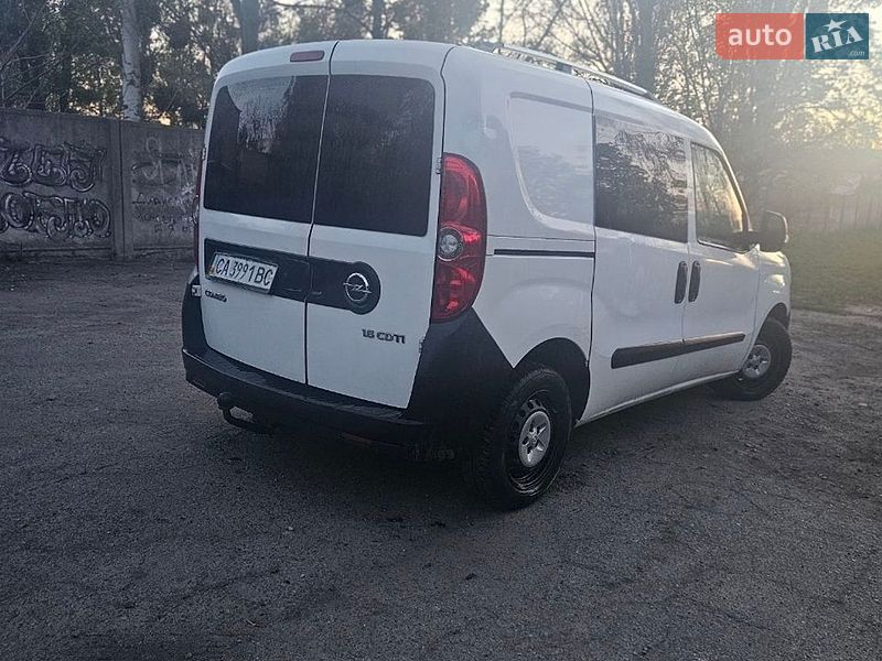 Opel Combo 2012