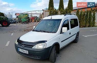 Минивэн Opel Combo 2006 в Лубнах