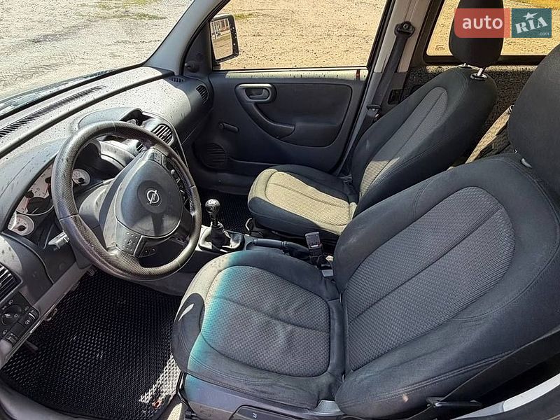 Минивэн Opel Combo 2002 в Харькове