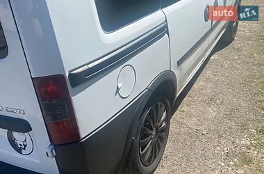 Мінівен Opel Combo 2006 в Коломиї